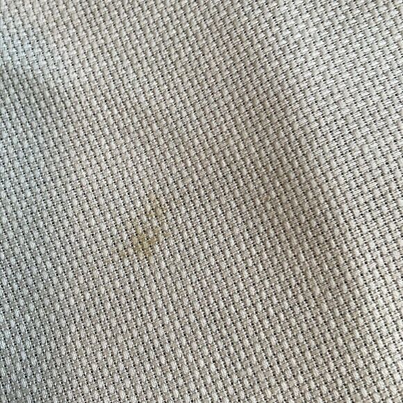 Vintage off white/cream small table cloth & 4 napkins with cross stitch flowers - Picture 6 of 11